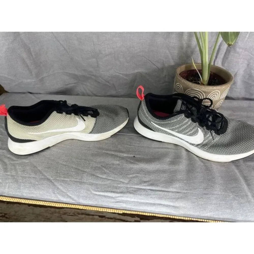Size 5.5 Youth - Nike Dualtone Racer‎ Gray